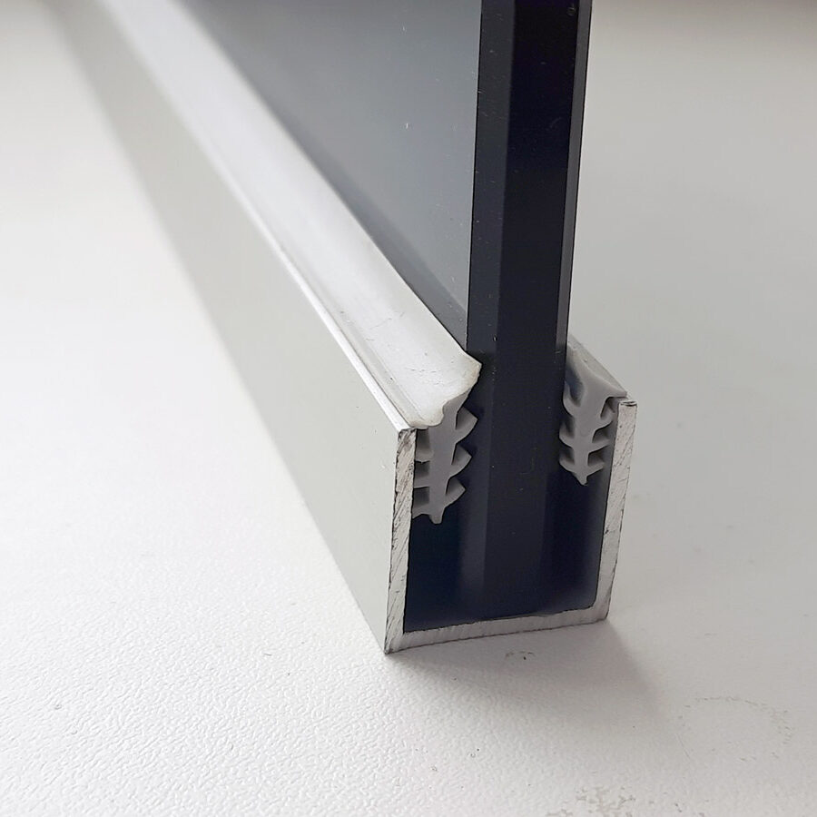 Профіль анод 20х20 з ущільнювачем (під скло 8-10 мм)