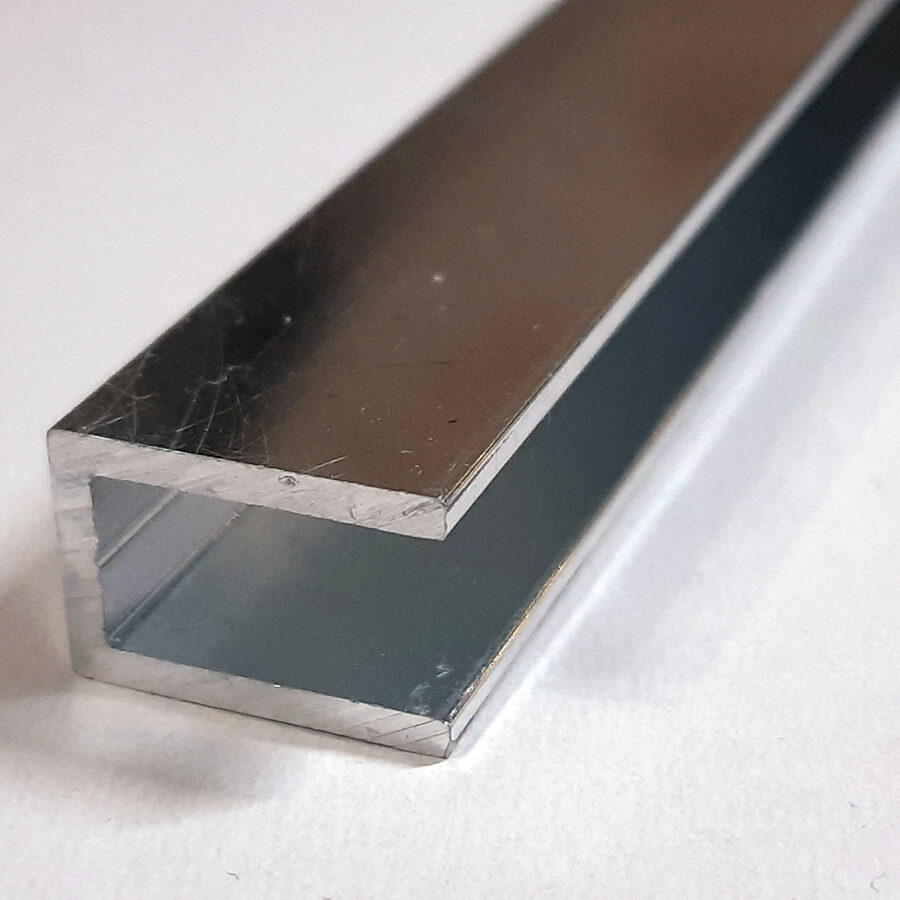 профіль душовий 12х17