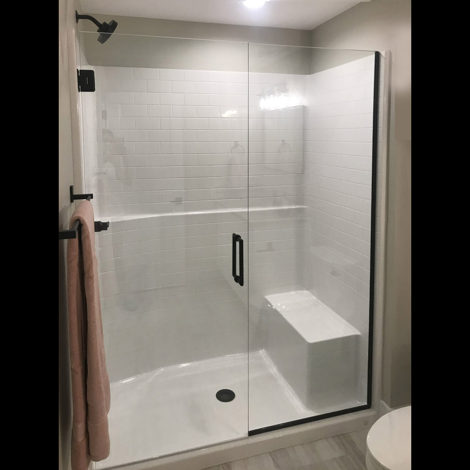 душевая чорная фурнитура