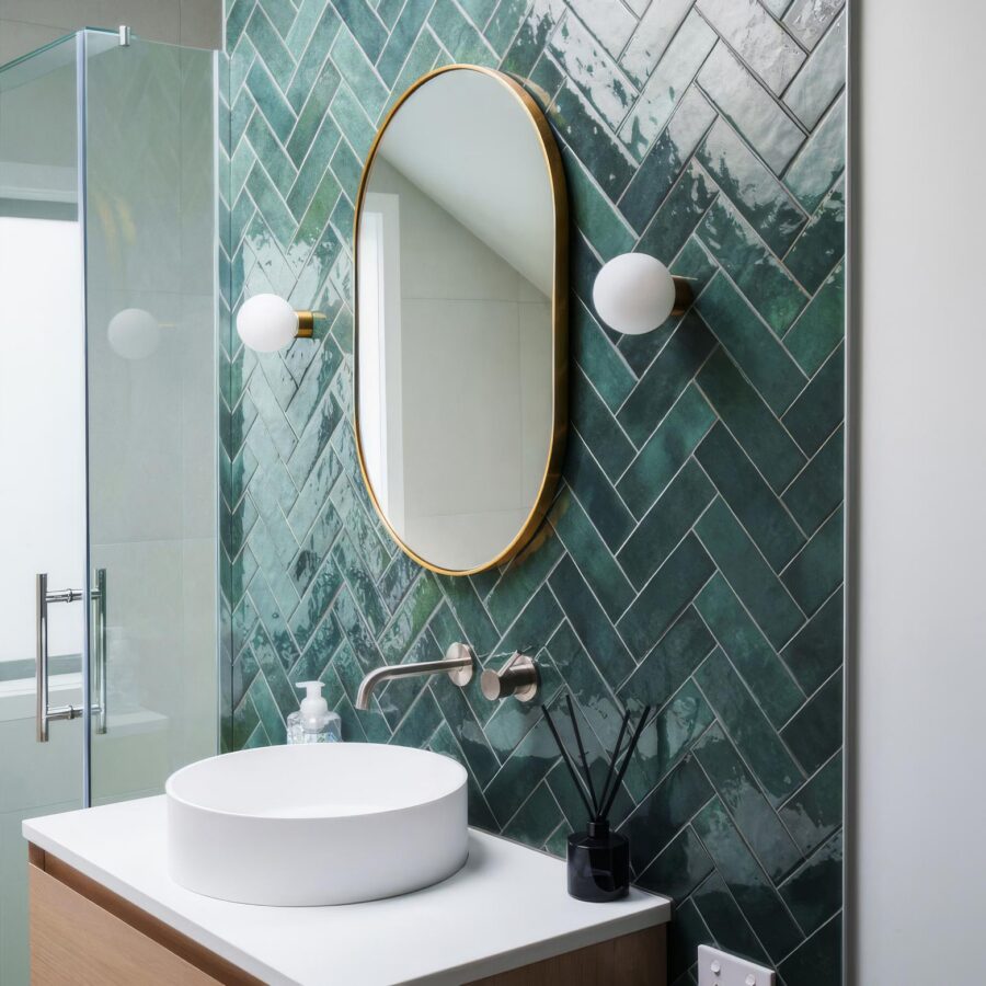 овальное зеркало