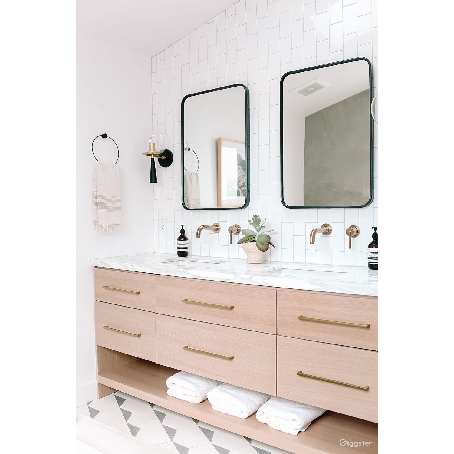 прямокутне дзеркало заокруглення